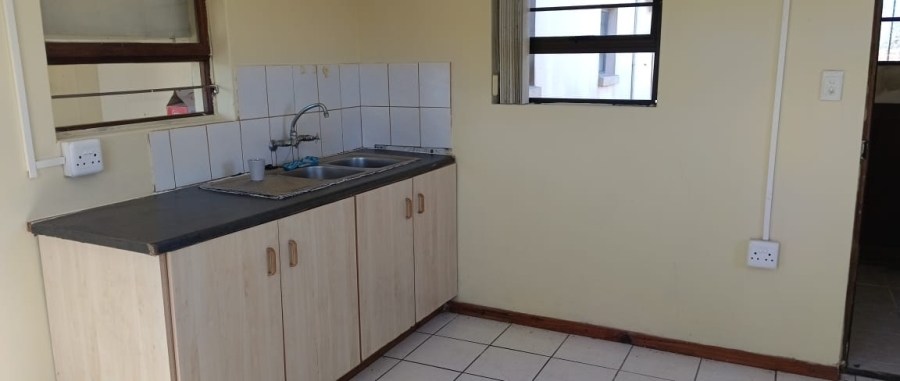 4 Bedroom Property for Sale in Aalwyndal Western Cape